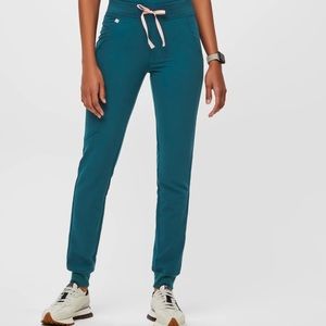 Top and bottom Caribbean blue figs scrubs